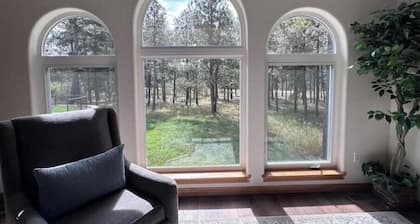 Luxury Forest Retreat near USAFA–6 bedrooms, 5 bathrooms, Indoor Pool & Theater