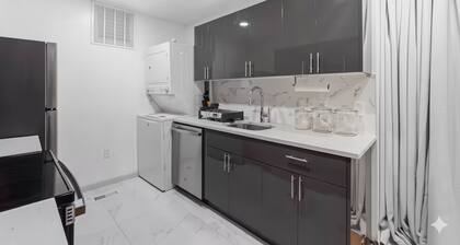 Cozy Modern Home Near NYC - 5 mins to EWR Airport