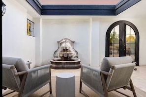 Interior - High-Style - Camelback Views - Heated Pool - 3 King beds + (Paradise Valley)