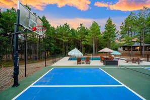 Sport court