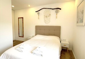 2 bedrooms, iron/ironing board, travel crib, free WiFi - Casa do Cato (Viana do Castelo)