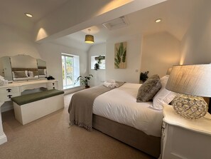 4 bedrooms - Wothorpe House, Stamford Centre by Belmont Places (Lincolnshire)