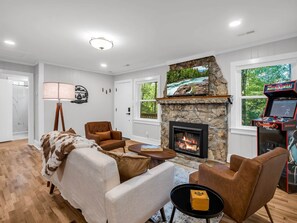 Interior - StoneHaus Retreat (Black Mountain)