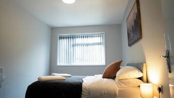 3 bedrooms, iron/ironing board, travel cot, free WiFi