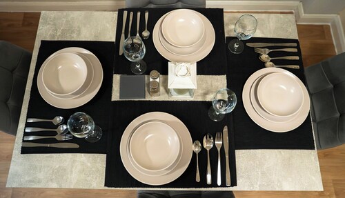 Langcliffe near warwick hospital, free parking, fast wifi, sleeps 5