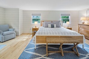 3 عدّة غرف نوم ومكواة/لوح كي وخدمة الإنترنت وملاءات أسرّة