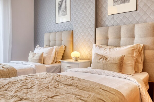 2 bedrooms, iron/ironing board, free WiFi, bed sheets