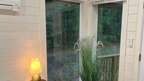 1 bedroom, free WiFi, bed sheets - Luxury Tiny Home in the Country - 20 min to Downtown Auburn! (Auburn)
