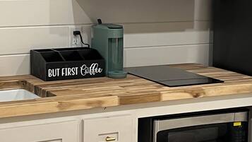 Microwave, stovetop, dishwasher