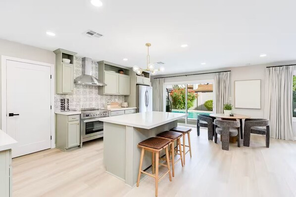 Private kitchen