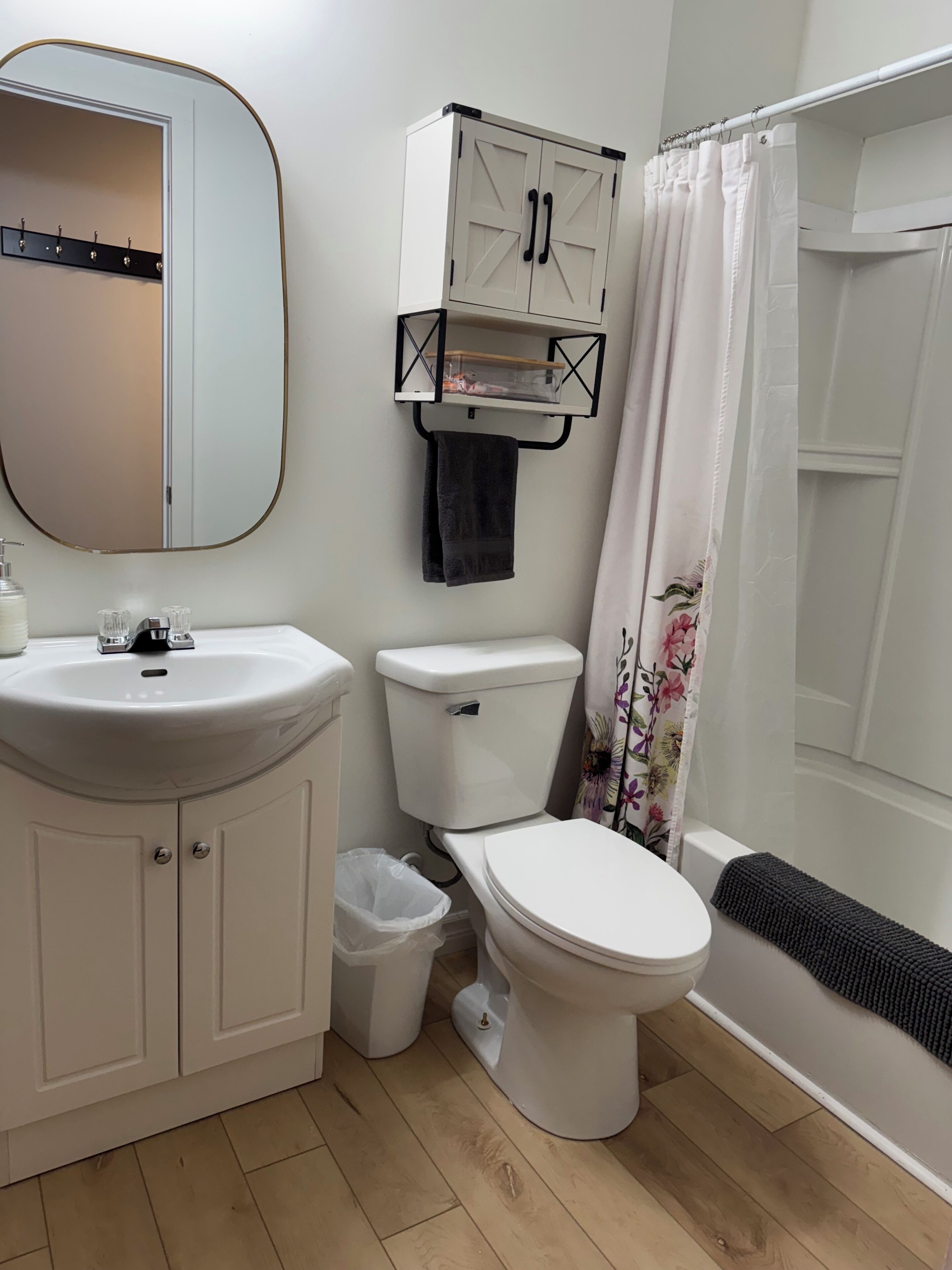 風筒、提供毛巾、番梘、洗頭水