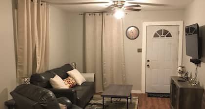 3-bedroom house in charming Magnolia with AC