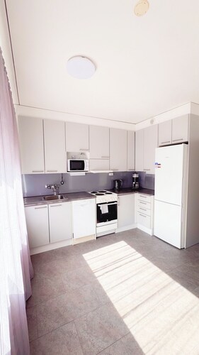 Spacious 4-room apartment in the center of Oulu, parking