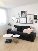 Comfort Apartment, Non Smoking, Kitchen | Living area