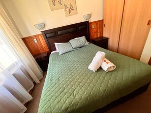 1 bedroom, free WiFi, bed sheets - Volcano shelter. 1 km from downtown! (Araucanía)