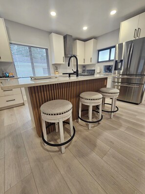 Microondas, horno y parrilla de estufa 