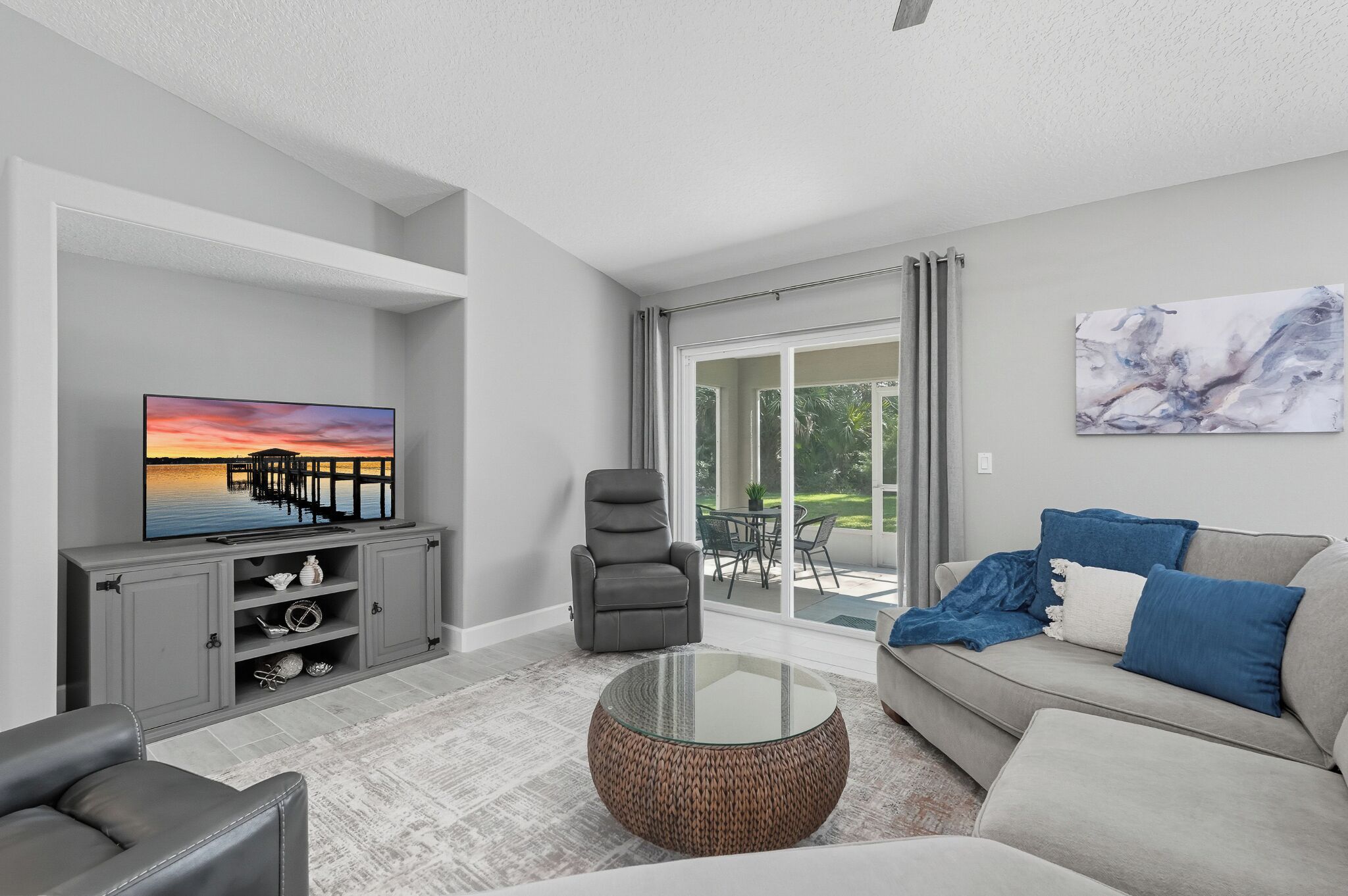 تلفزيون، مدفأة