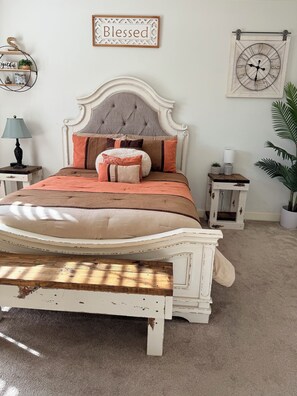 4 quartos, ferros/tábuas de passar roupa, Wi-Fi, roupa de cama