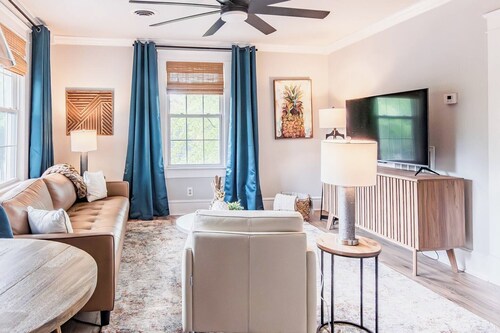 Boutique Private Apt Walk to Downtown Florence