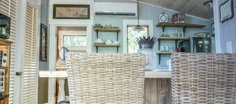 Relax and Enjoy this Peaceful Retreat- Close to beaches Gulf Shores -Sleeps 2