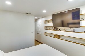 2 chambres, fer et planche à repasser, accès Internet, draps fournis