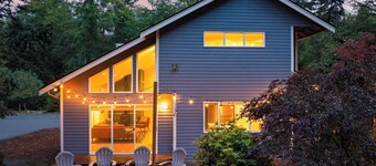 Forest Front Home w/ Fire Pit, Mins to Beaches, Wineries & Trails Cedarview Retreat by Avantstay