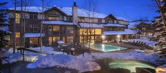 LOCATION, LOCATION, LOCATION - SKI IN/OUT -  2BR/2B -Grand Timber Lodge