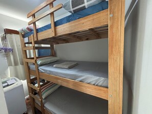 2 bedrooms, iron/ironing board, free WiFi, bed sheets - New Apartment with Queen Size Bed in the Center of Blumenau (Blumenau)