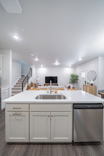 Brand New Townhome in proximity to the Hospital, Mall, Restaurants, and Parks.