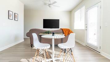 Departamento estándar, 1 habitación, para no fumadores, cocina | Área de sala de estar