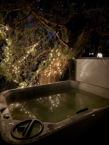 Private Sedona retreat with private hot tub