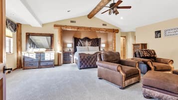 10 bedrooms, free WiFi, bed sheets