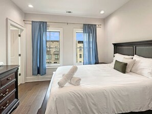 3 bedrooms, WiFi, bed sheets - Savannah Riverfront Retreat (Savannah)