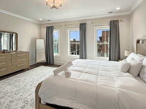 3 عدّة غرف نوم وواي فاي وملاءات أسرّة