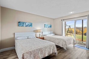2 bedrooms, iron/ironing board, free WiFi, bed sheets - 🛶 Torch Lake Vista – A-Ga-Ming Golf & Lakeview Condo | Large Patio  ➠ 741/Unit 9B (Kewadin)