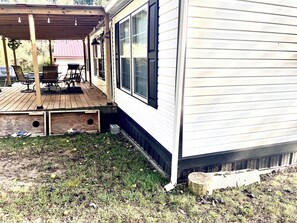 تناول الطعام بالخارج