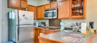 Walk to Marina, Couple's Retreat in Sackets Harbor