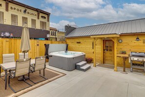 Apartment (0 Bedroom) | Interior