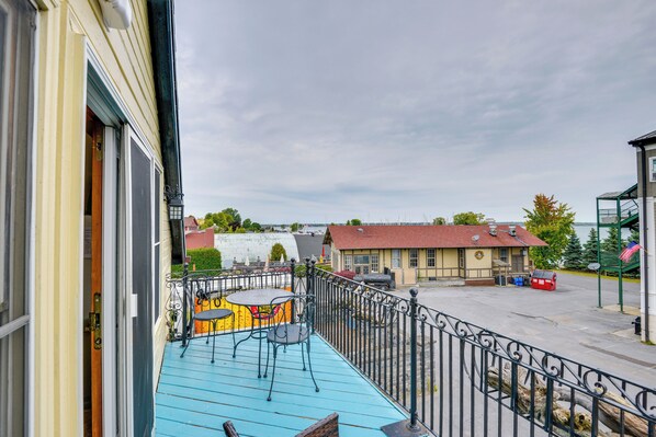 Apartment (0 Bedroom) | Front of property