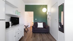 Apartment (0 Bedroom) | Interior
