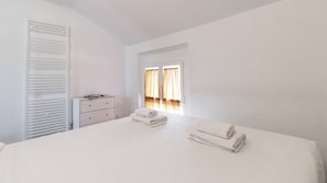 Apartment (0 Bedroom)