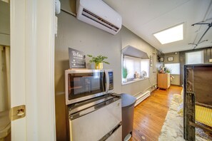 Apartment (0 Bedroom) | Interior