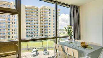 Apartment (0 Bedroom) | Interior