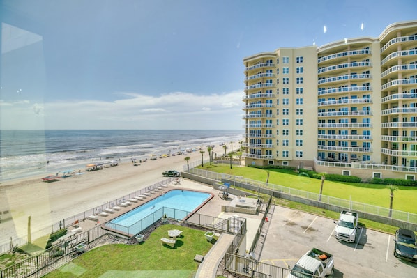 Apartment (0 Bedroom) | Interior