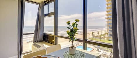 Apartment (0 Bedroom) | Interior