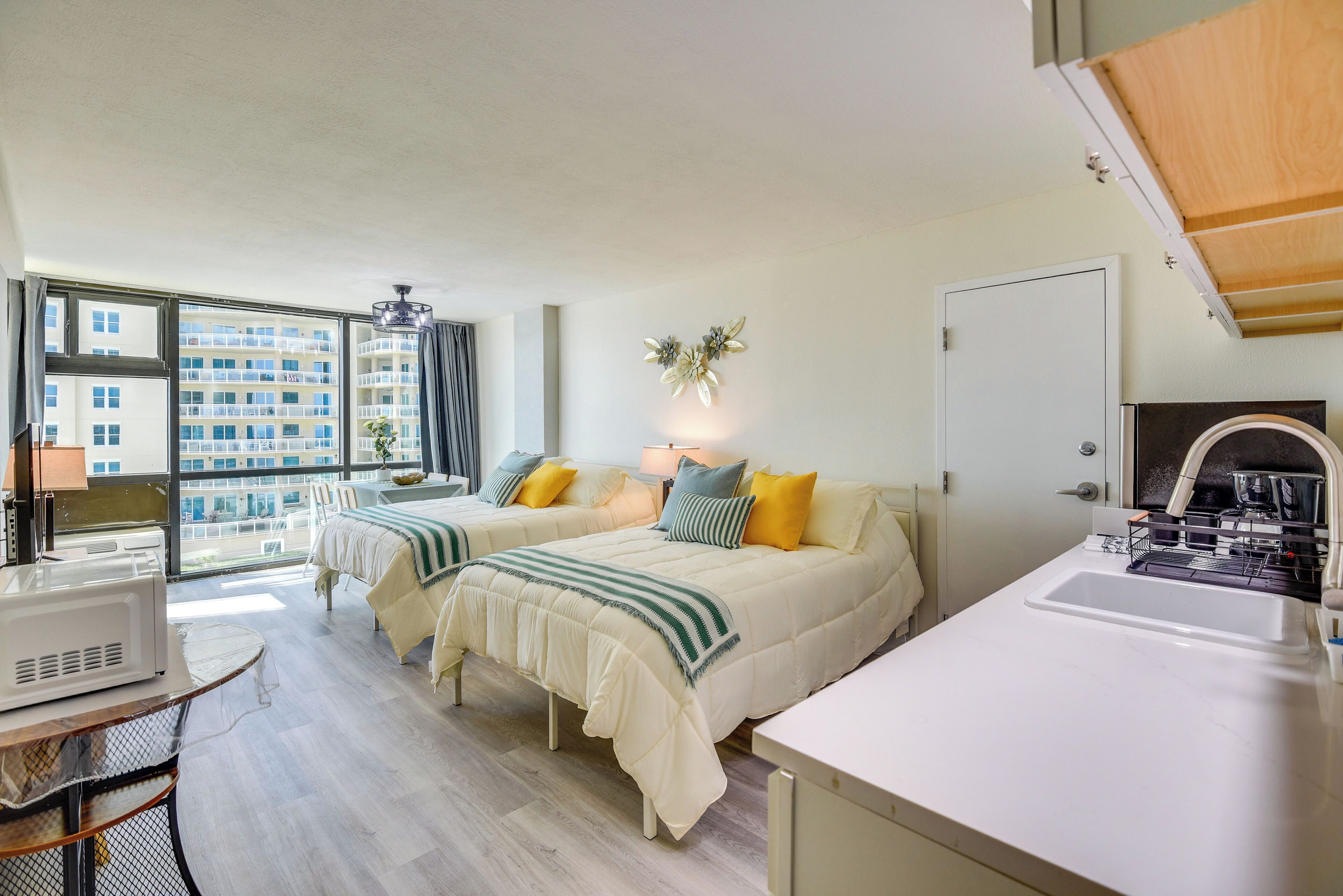 Apartment (0 Bedroom) | Interior