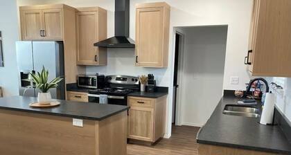 Chuck’s Casa spacious 3 BR 2 Bath near Palo Duro Canyon and WT