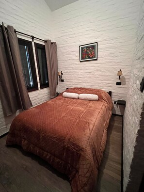 3 Schlafzimmer, Bügeleisen/Bügelbrett, WLAN, Bettwäsche