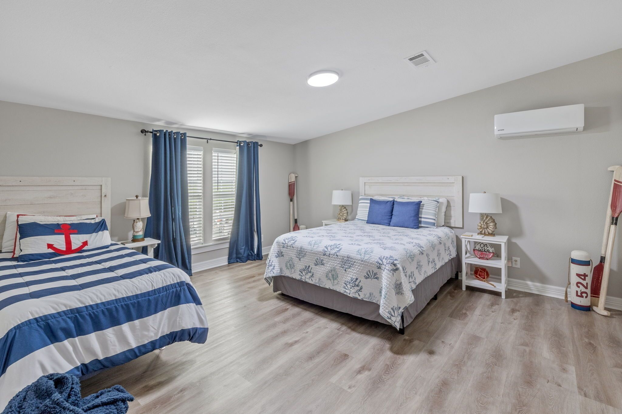 3 多间卧室、免费 WiFi、床单