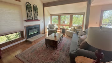 Smart TV, fireplace, foosball, table tennis